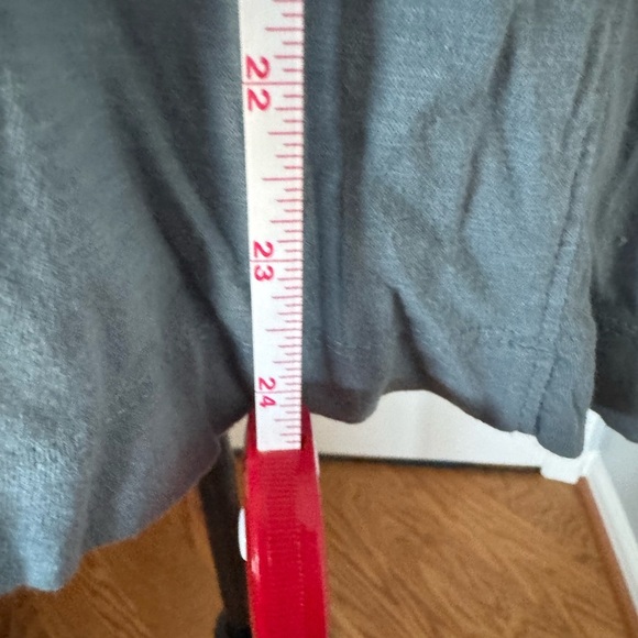 NWT LOFT M Cornflower Blue Embroidered Sleeveless Tank - Picture 7 of 7